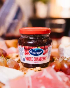 Lire la suite à propos de l’article Ocean Spray lance sa Whole Cranberry Sauce