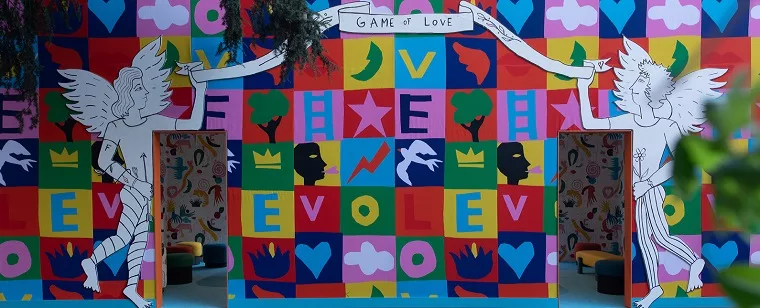Lire la suite à propos de l’article Collaboration onirique : Jean-Charles de Castelbajac x Pierre Frey