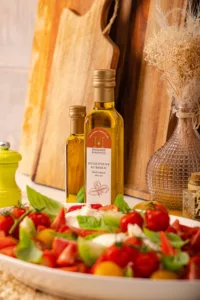 Lire la suite à propos de l’article L’huile au basilic qui réveille votre assiette